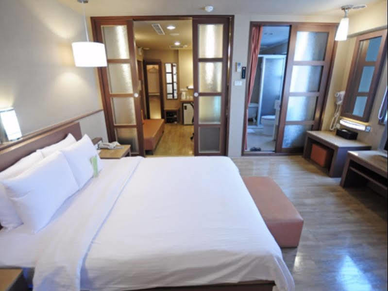 Kindness Hotel - Hanshen Kaohsiung Luaran gambar
